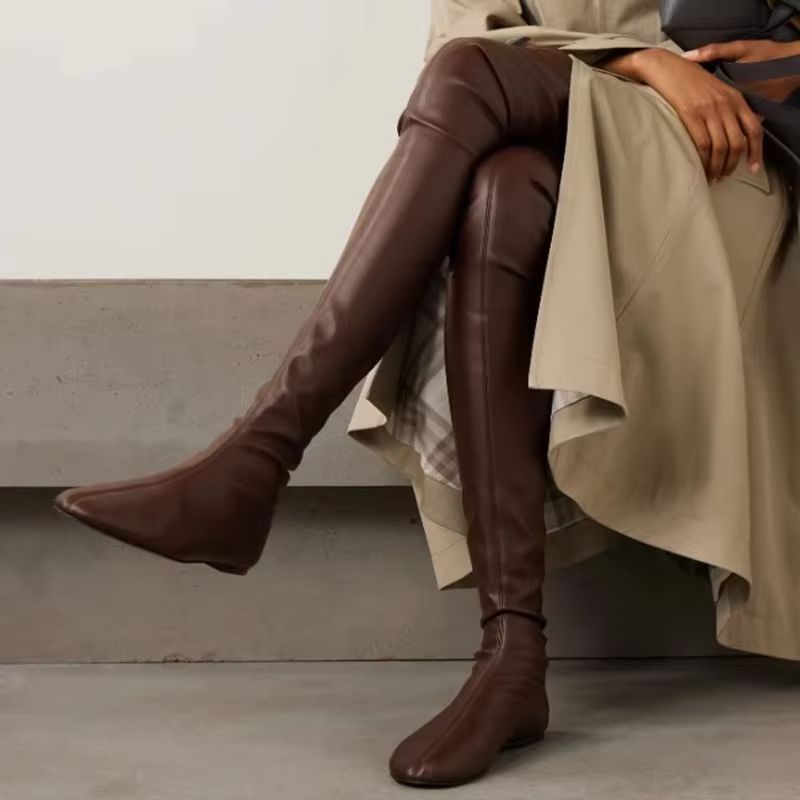 ブラウンのソフトストレッチフェイクレザー、スラウチーな太もも - Boot Sock Slouchy のレビューと価格