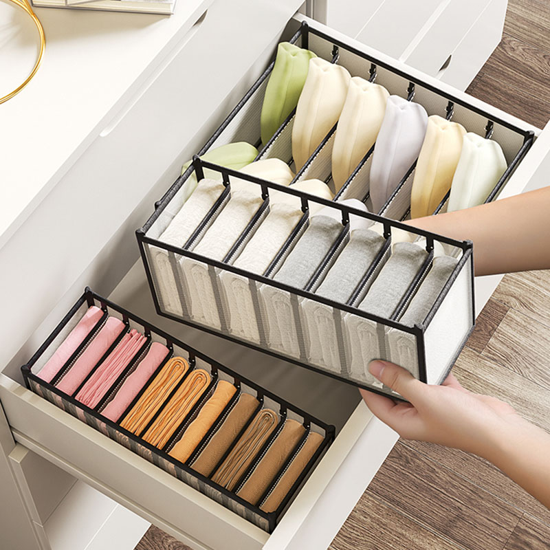 下着収納ボックス ホームワードローブ 引き出し式 靴下 下着 - Sock Organizer Tray のレビューと価格